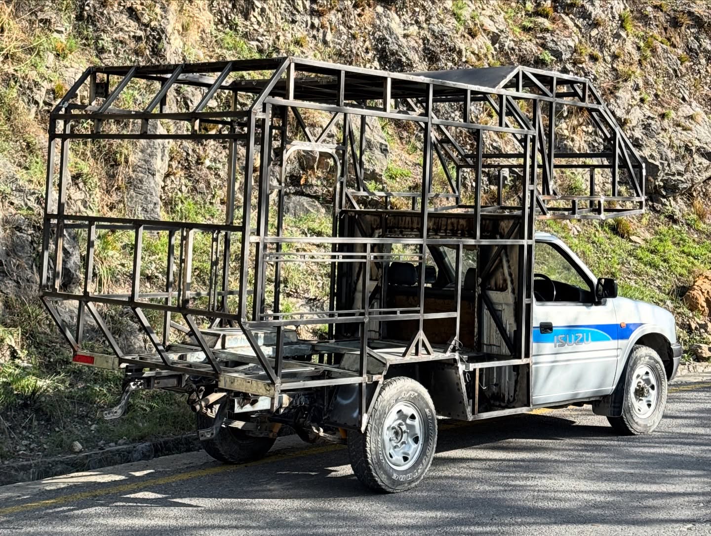 Isuzu D-Max Chassis & Canopy Structure